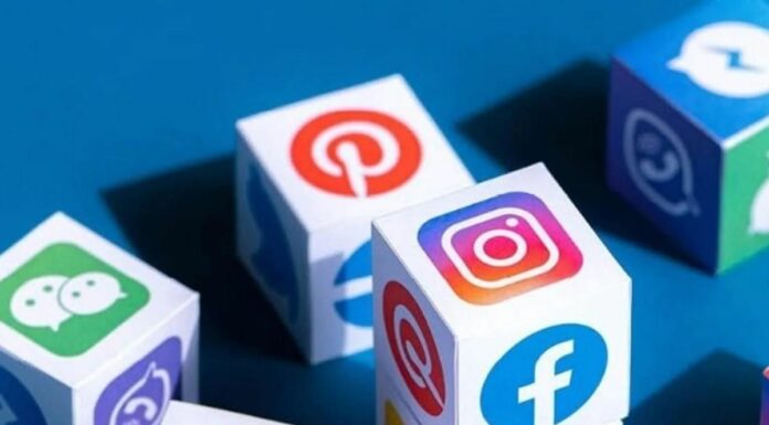 37.8% Of 10-Year-Olds From India Have Facebook Accounts Against Rules