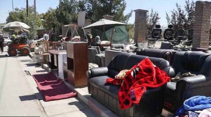 How Does The Afghan Economy Plan To Survive Household Valuables Up For Sale On Kabul Streets As Afghans Face Cash Crunch