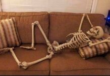 भारतीयों के मानसिक स्वास्थ्य से जुड़े अजीब अंधविश्वास Uncanny Superstitions Indians Associate With Mental Health