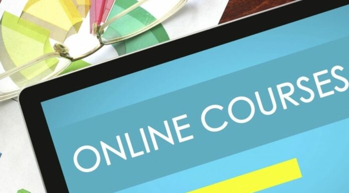 FlippED: Are Online Courses Helpful? online courses