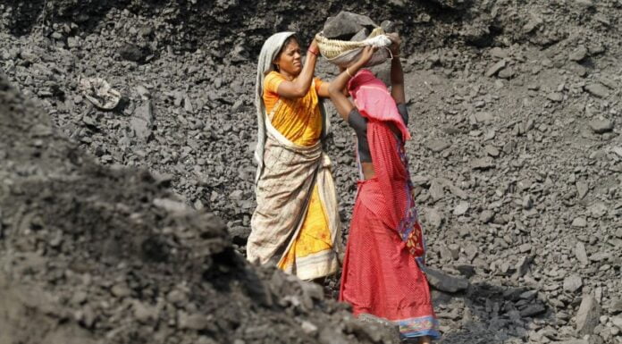 ResearchED: India’s Informal Economy Is Shrinking, Is It Good Or Bad News For The Country In The Long Run?