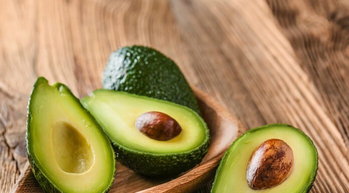 जलवायु के लिए इस फल पर प्रतिबंध लगा रहे हैं रसोइये: यहां बताया गया है क्यों