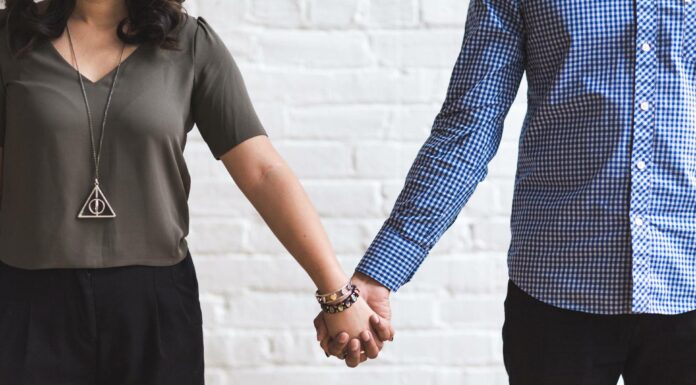 Why Are Casual Relationships One Of The Biggest Scams Of The 21st Century?