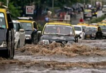 mumbai rains vs delhi pollution