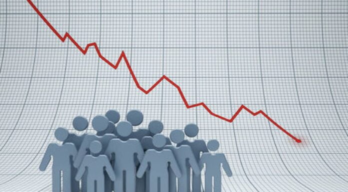 सदियों में पहली बार घटेगी विश्व की जनसंख्या