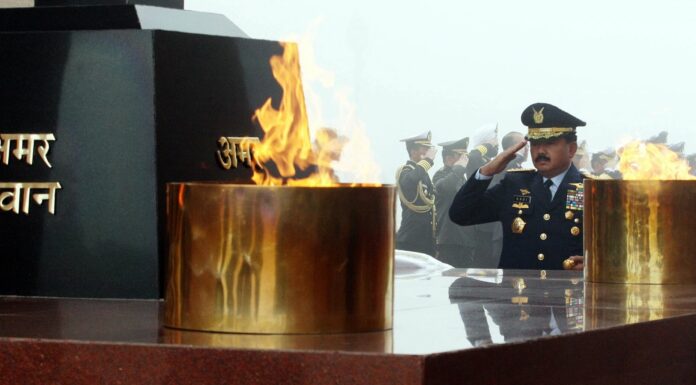 इंडिया गेट पर अमर जवान ज्योति की ज्योति 50 साल बाद बुझाई जाएगी: जानिए क्यों Amar Jawan Jyoti