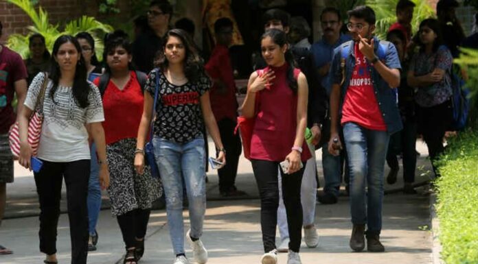 Breakfast Babble: Why Do I Feel That The Culture Of Societies In DU Is Overrated?