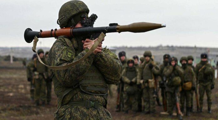 In Pics: Visuals Out Of Ukraine’s Frontlines As They Prepare For Russian Aggression Into The Country