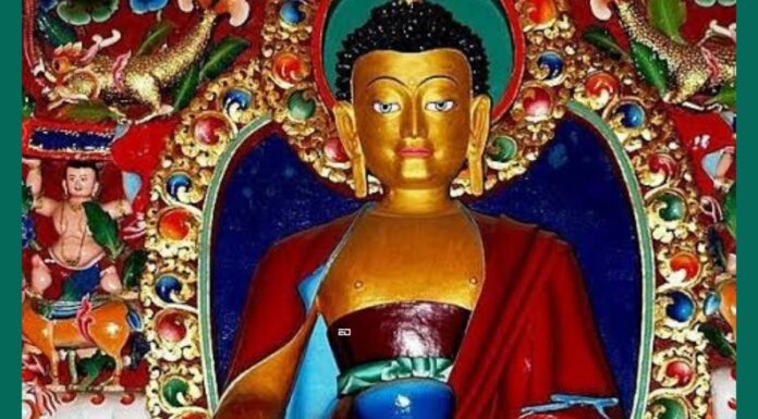 ब्रेकफास्ट बैबल: क्यों सिक्किम में एक बौद्ध मठ अभी भी मेरे रोंगटे खड़े कर देता है monastery sikkim