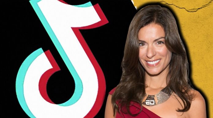 “рдирдореНрд░рддрд╛ рдХреА рдХрдореА,” рдкреВрд░реНрд╡ рдЯрд┐рдХрдЯреЙрдХ рдХрд╛рд░реНрдпрдХрд╛рд░реА рдиреЗ рдХрдВрдкрдиреА рдкрд░ рдореБрдХрджрдорд╛ рджрд╛рдпрд░ рдХрд┐рдпрд╛, рдпреМрди рдЙрддреНрдкреАрдбрд╝рди рдФрд░ рдЙрдореНрд░ рд╕рдВрдмрдВрдзреА рдкреВрд░реНрд╡рд╛рдЧреНрд░рд╣ рдХрд╛ рджрд╛рд╡рд╛ рдХрд┐рдпрд╛ TikTok