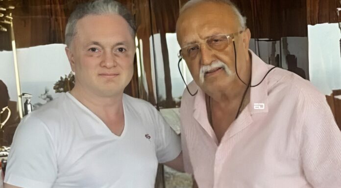 Vijaypat Singhania Denies Claims Of Patch Up With Son While Son Posts Misleading Picture Vijaypat Singhania