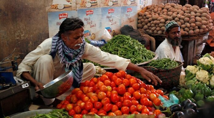 Here’s Why A Non Veg Thali Has Become Cheaper Than A Veg One veg