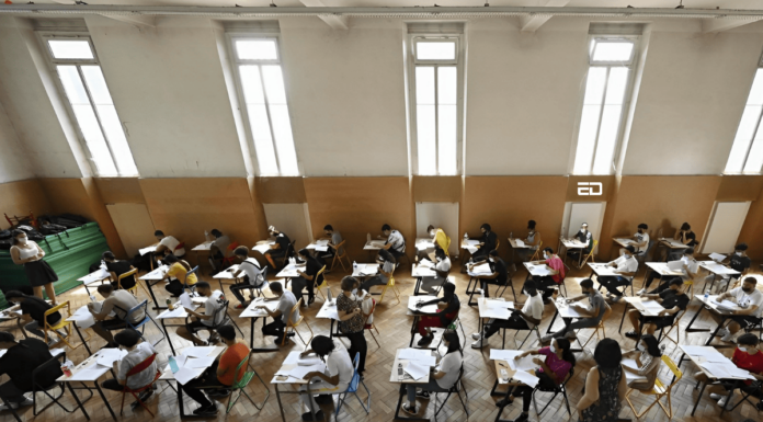 छात्रों के कम अंक आने का कारण परीक्षा कक्ष की छत है; अध्ययन से हुआ खुलासा exam