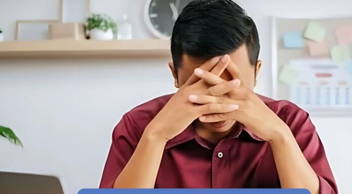 Techie Feels Inferior After Earning Rs 1 Lakh/Month; Reddit Gives Him Great Advice techie