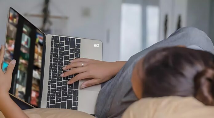 Breakfast Babble: Why ‘5 More Minutes’ Is The Biggest Lie I Tell Myself Every Day Lie