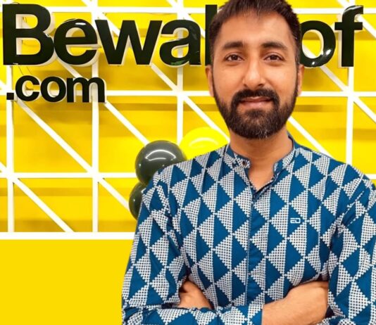 “T-Shirt Deliveries By Local Trains,” Bewakoof Founder Steps Down In Emotional Post Bewakoof