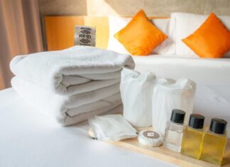 In Pics: Which Countries’ Tourists Steal What Items From Hotels During Vacations