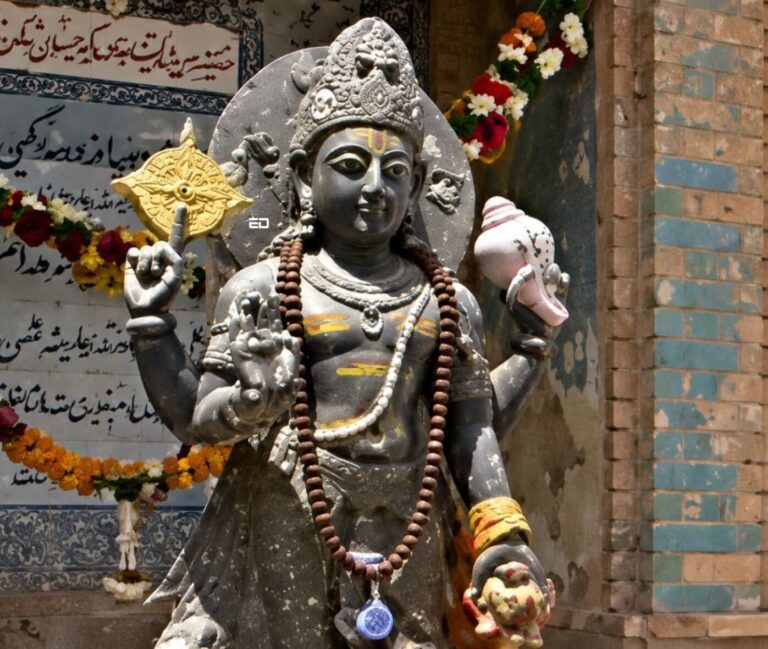 134-Year-Old Temple In Iran That Even Amitabh Bachchan Talked About